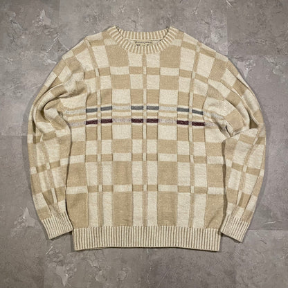 90s Munsingwear 3D Design Acrylic Knitted Sweater