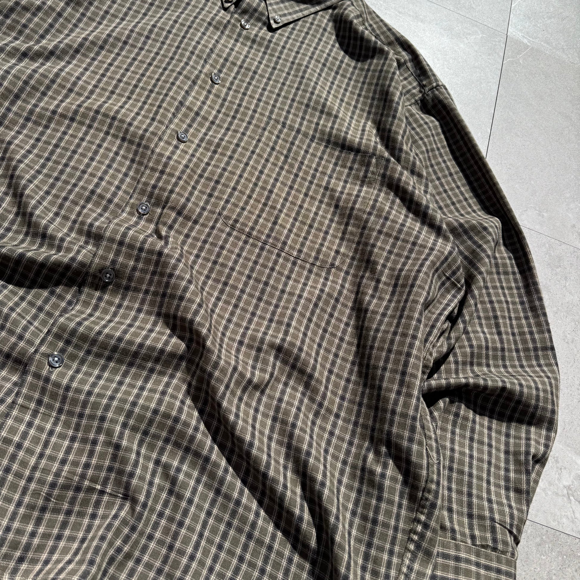 90s Natural Issue Olive Green Checkered Button Down Shirt KiiChain Clothing