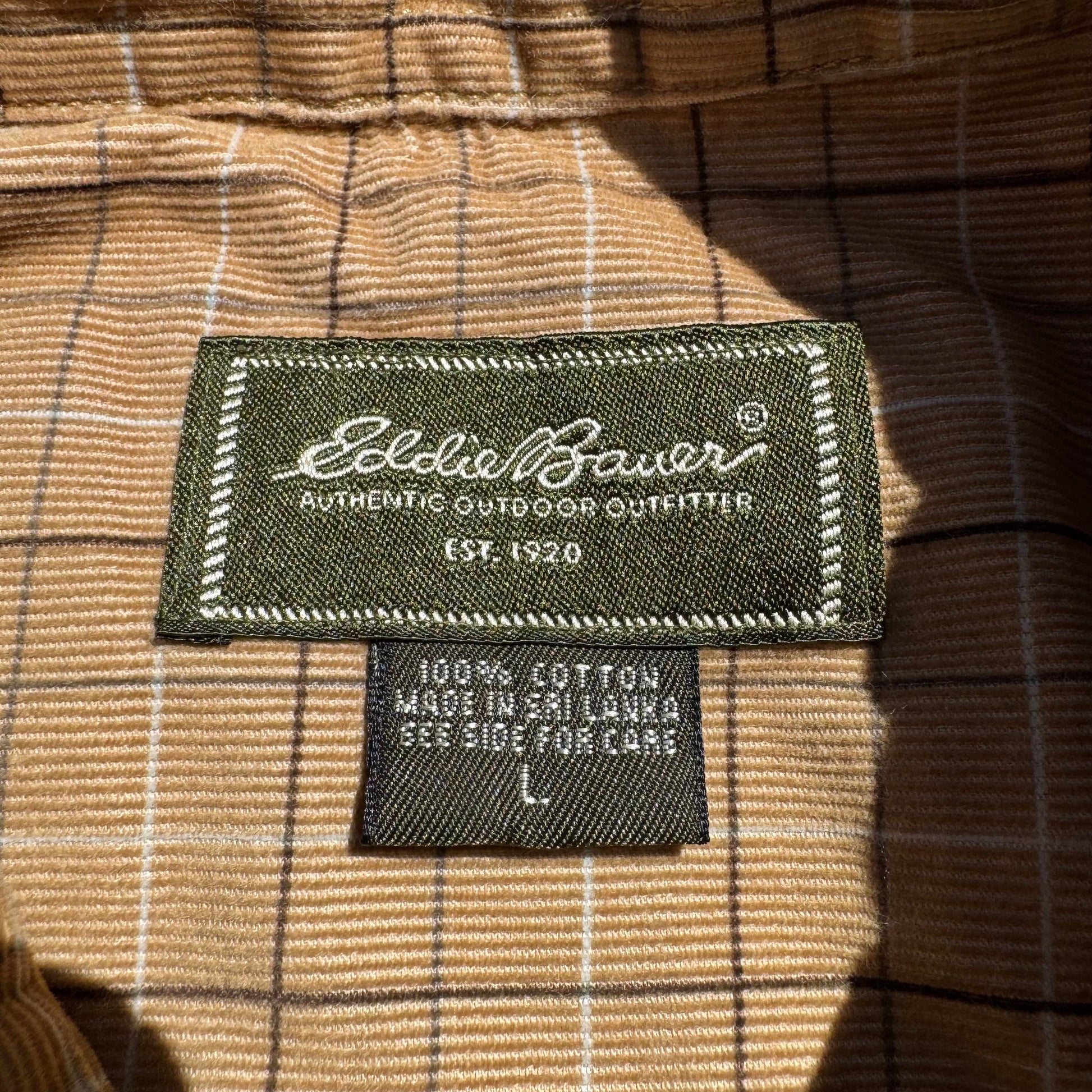 00s Eddie Bauer Corduroy Checkered Button Down Shirt KiiChain Clothing