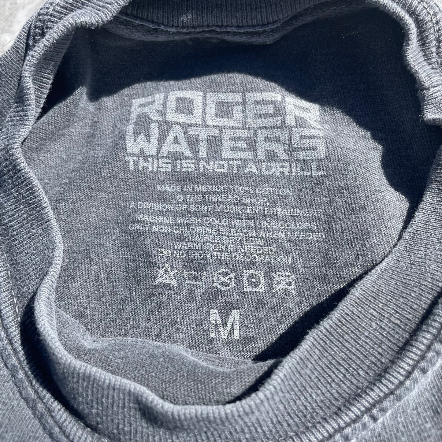 90s-00s Roger Waters Faded Concert Tour T-Shirt