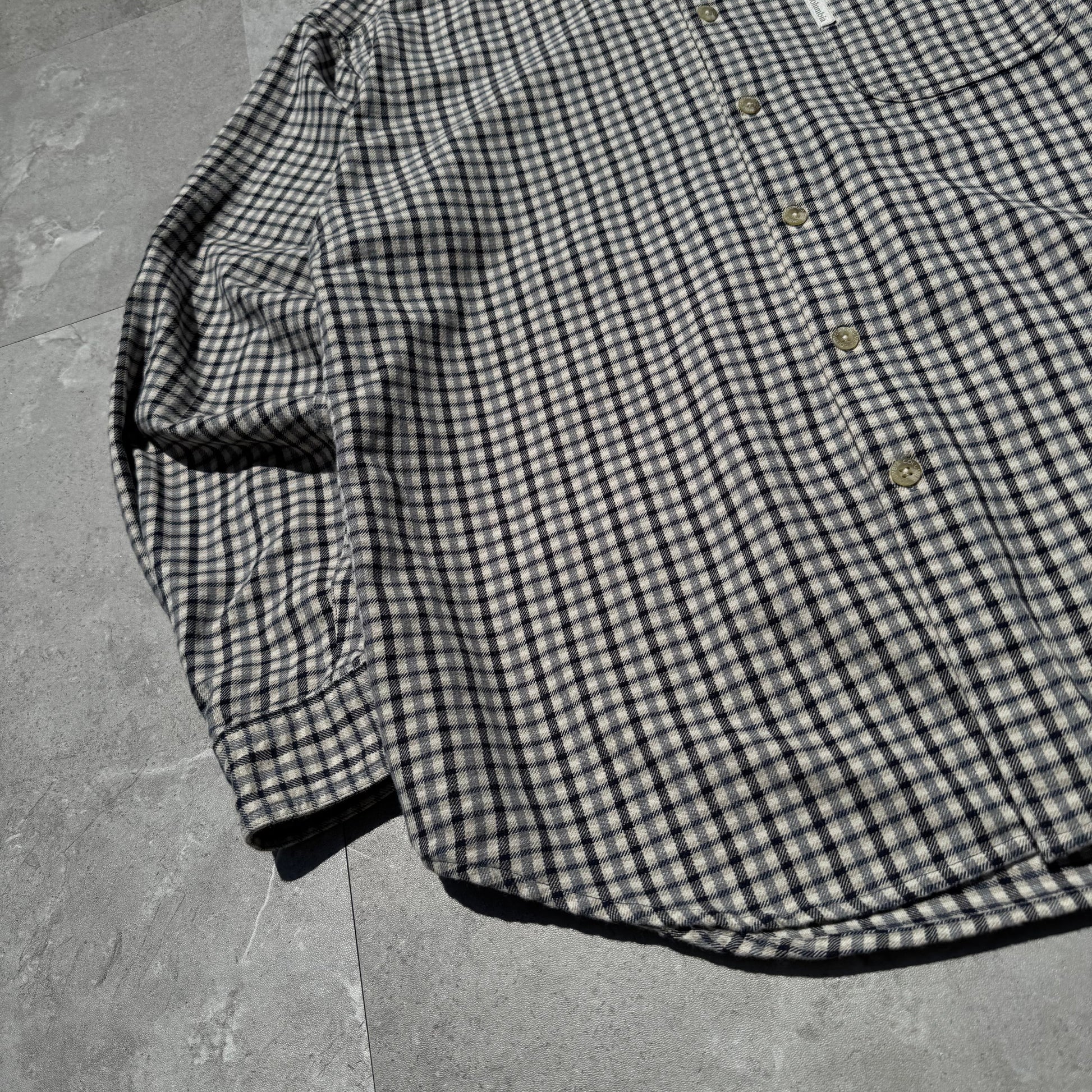 00s Columbia Checkered Button Down Shirt KiiChain Clothing
