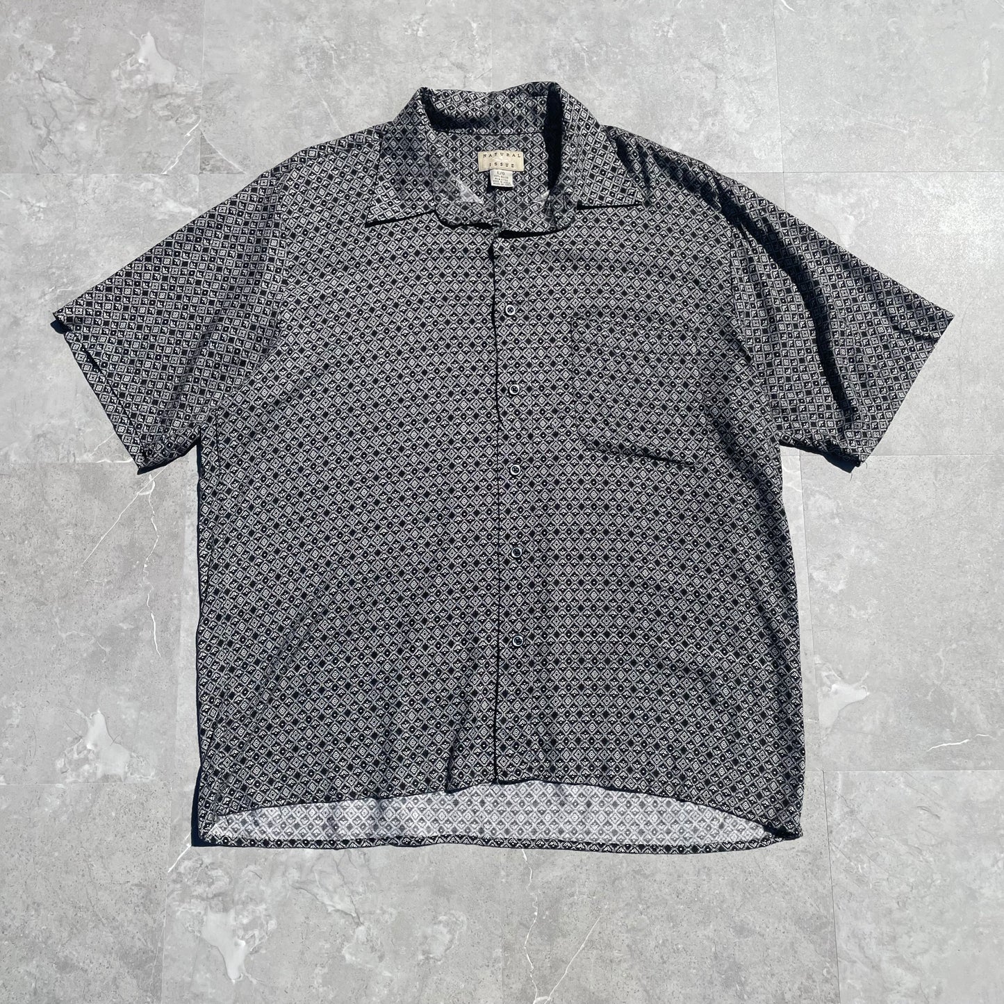 90s Natural Issue Black Pattern Short Sleeve Shirt