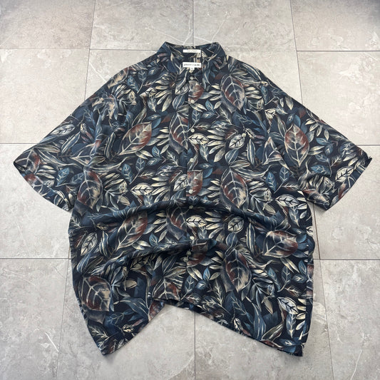 80s-90s Pierre Cardin Black Leaf Pattern 100% Rayon Short Sleeve Shirt XL